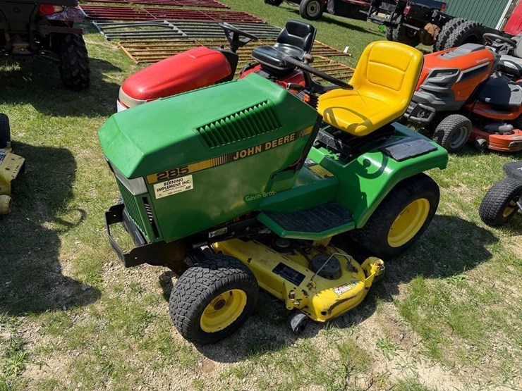 john-deere-285-image-2