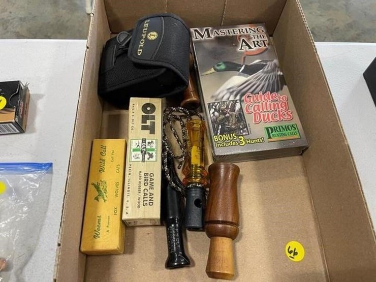 game-calls,-vhs,-leupold-range-finder-image-1