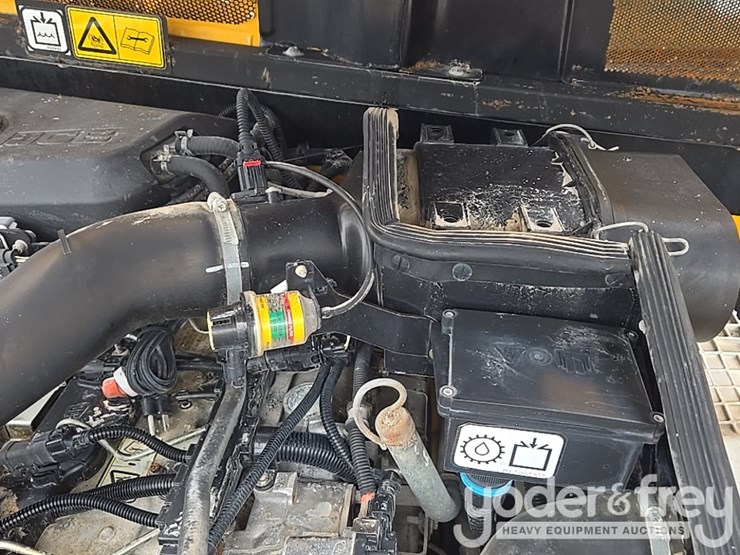 2017-jcb-510-56-image-55