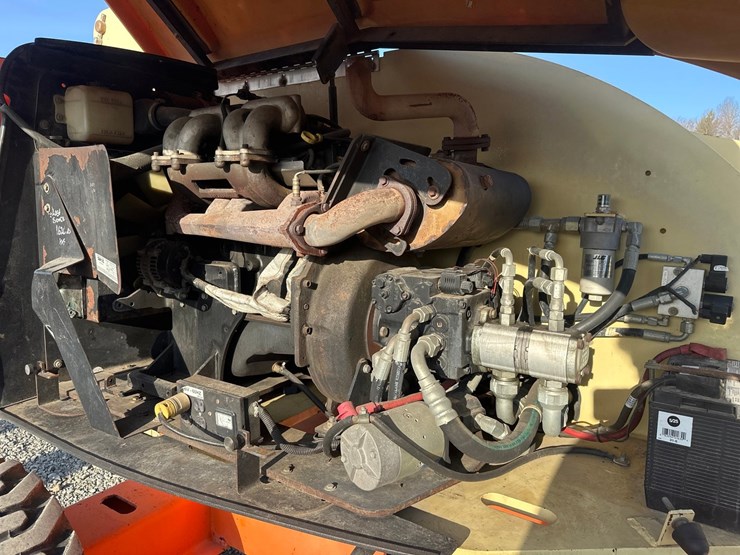 2007-jlg-400s-image-33