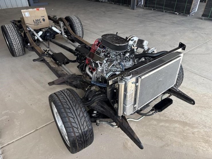 1955-chevy-nomad-chasis-w/-v8-engine,-trans,-curri-image-3