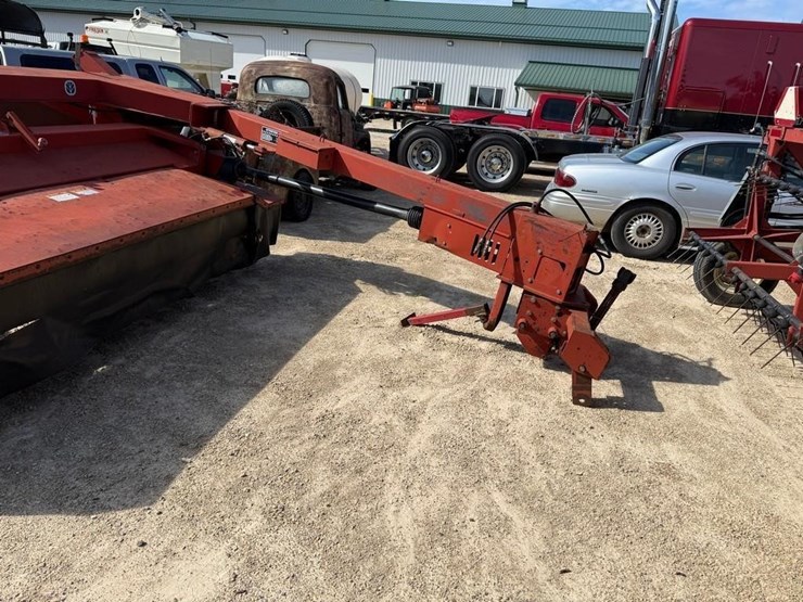 new-holland-415-image-4