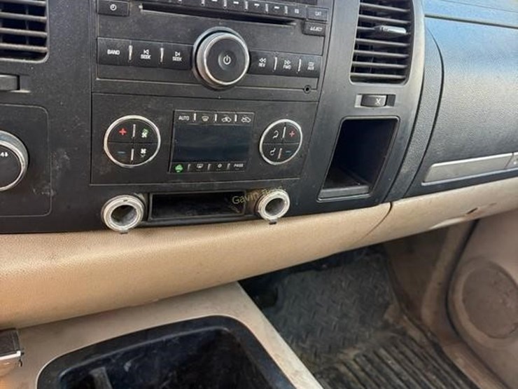 2008-chevrolet-2500-image-11