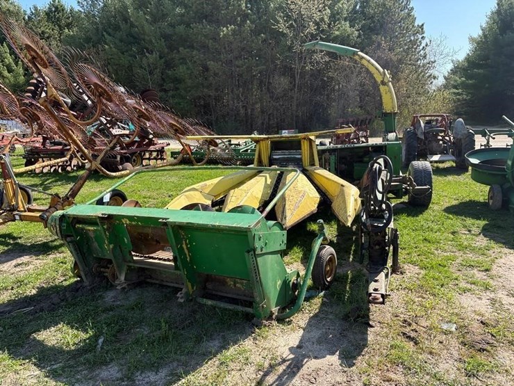 john-deere-3970-image-2