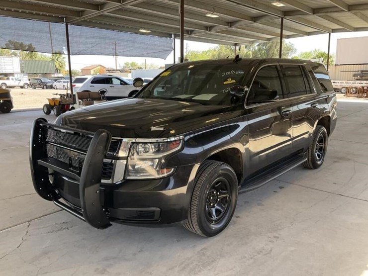 2018-chevrolet-tahoe-image-4