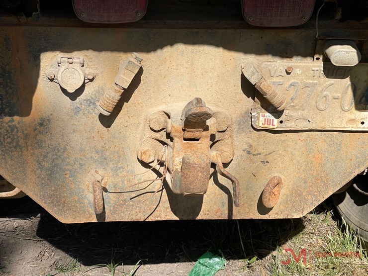 1996-mack-rd688s-image-11