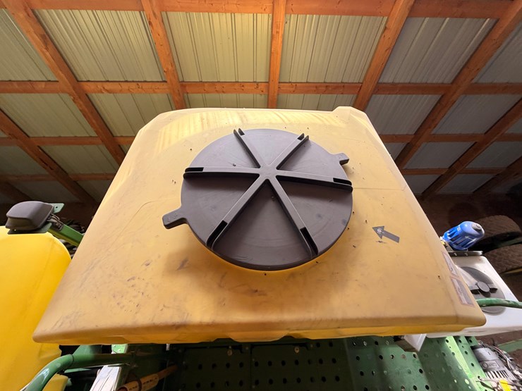 2024-john-deere-db66-image-32