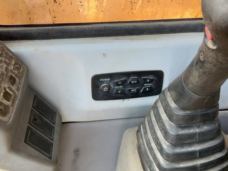 2012-hyundai-robex-290-lc-7a-image-57