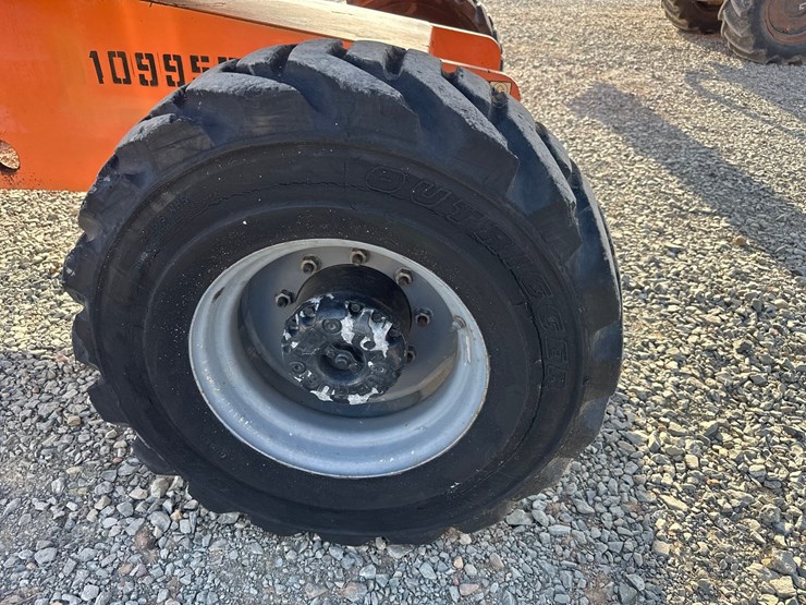 2007-jlg-400s-image-51