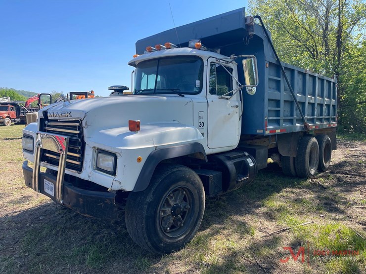 1996-mack-rd688s-image-5