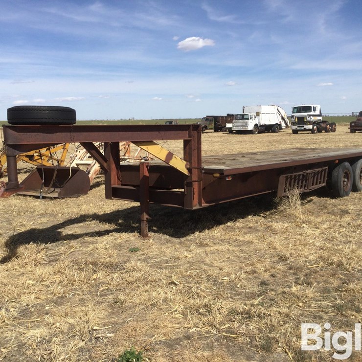 1977 SHOP BUILT TRAILER
