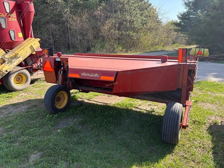 new-holland-1465-image-4