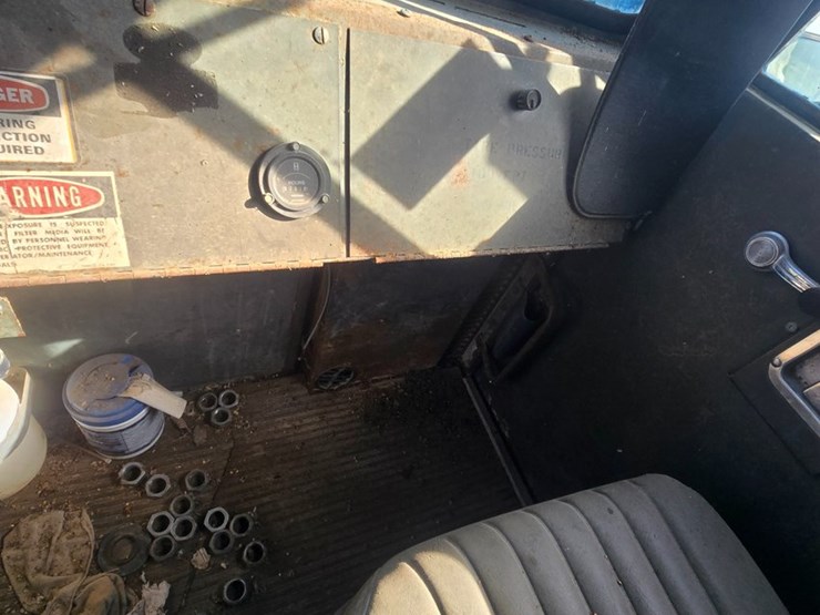 #23785-•-1979-am-general-dumptruck-(nonrunner)-image-39