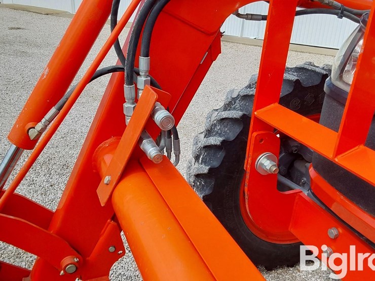 kubota-m7040d-image-14