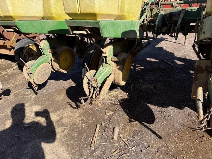 john-deere-7000-image-6