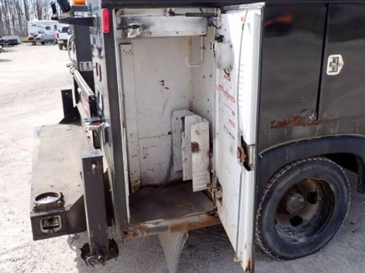 2011-dodge-5500-hd-s/a-service-truck-3d6wu7el3bg61-image-36