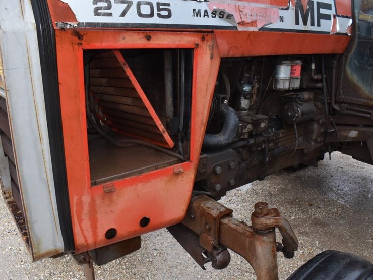 massey-ferguson-2705-image-15