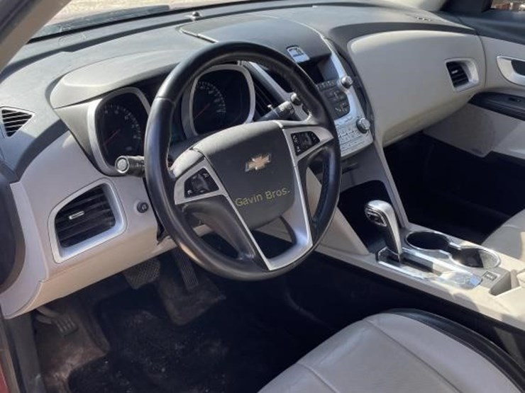 2010-chevrolet-equinox-image-12