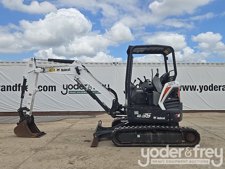 2021-bobcat-e35-image-2