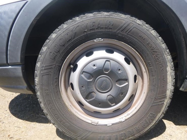 2017-ford-transit-image-18