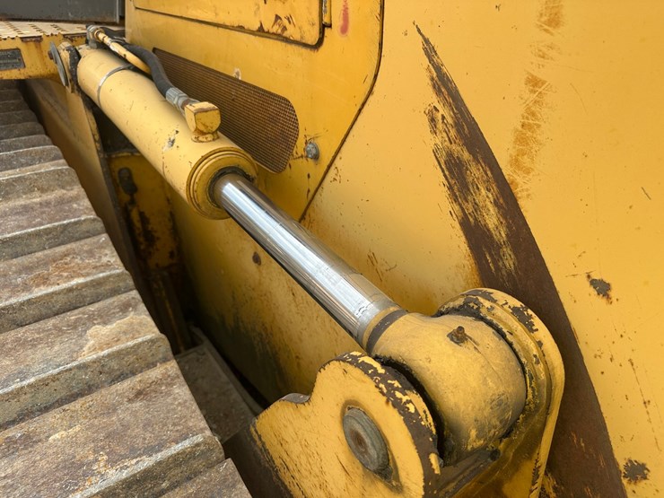 2006-deere-750j-lgp-image-14