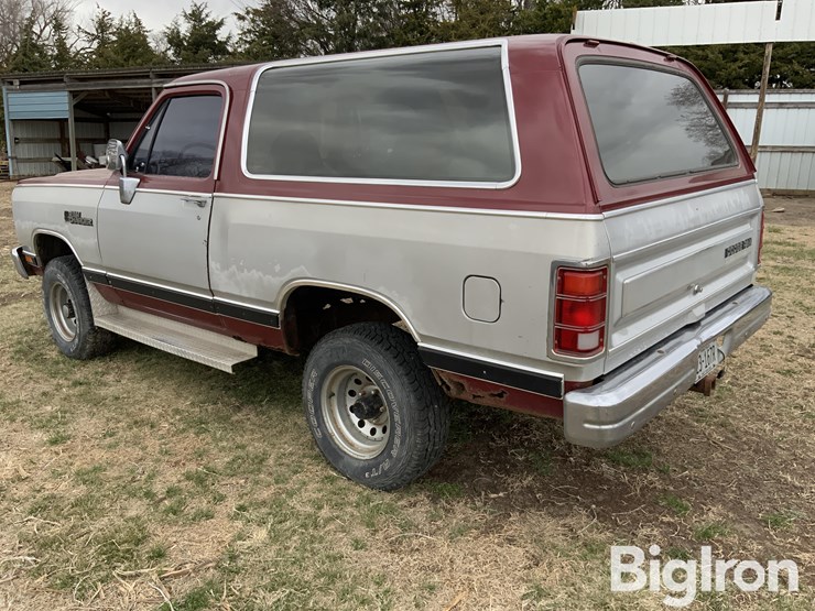 1988-dodge-ram-charger-image-7