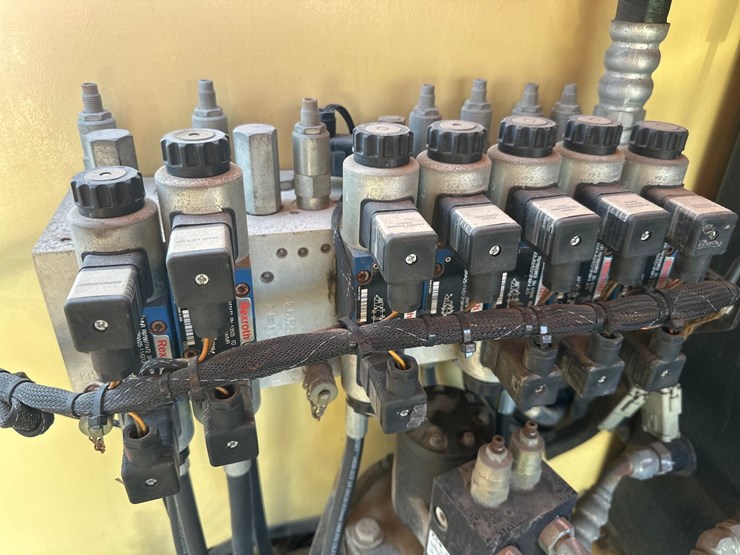 2007-jlg-400s-image-46