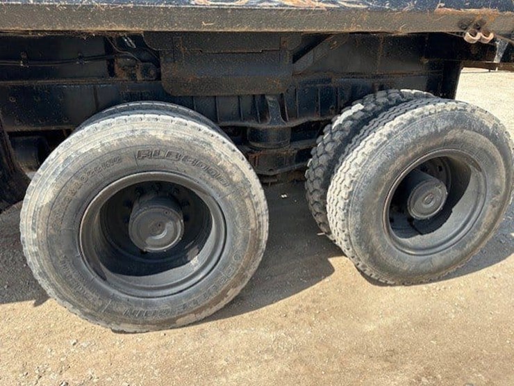 2006-kenworth-c500b-image-5