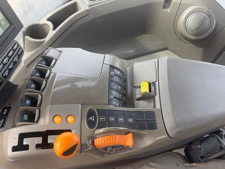 2022-john-deere-9rt-570-image-19