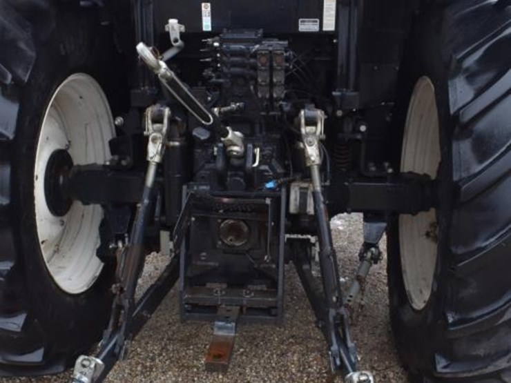 new-holland-845tl-image-13