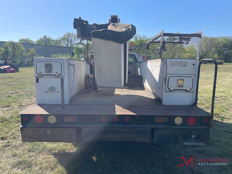 2001-chevrolet-3500hd-image-10