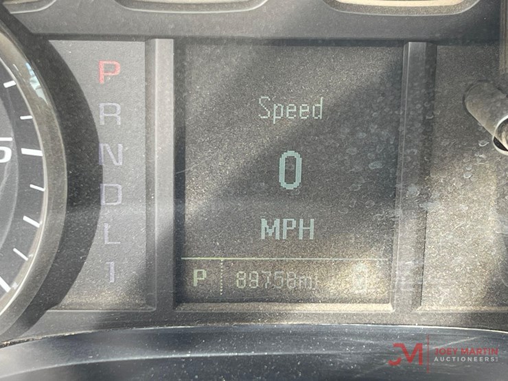 2017-chevrolet-2500-image-43