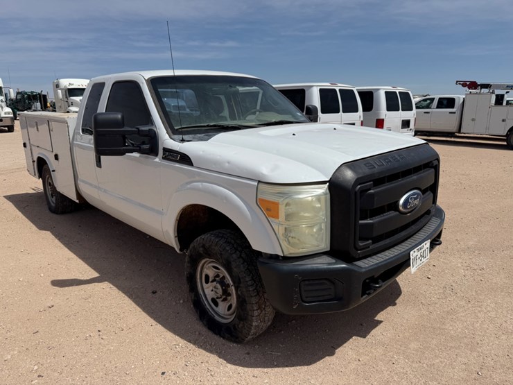 2011-ford-f250-image-2
