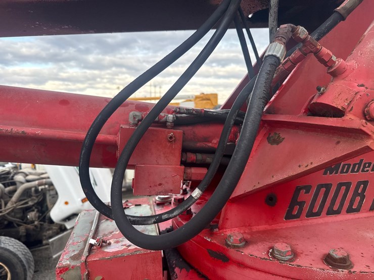 1989-ford-f800-image-45