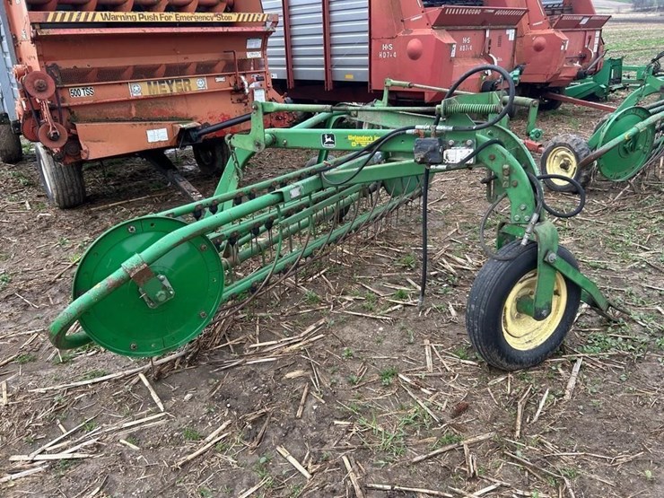 john-deere-74-image-2