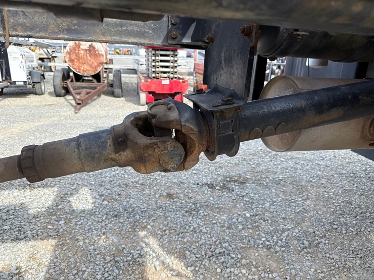 gmc-topkick-c8500-image-36