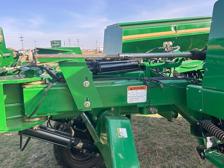 great-plains-3s3000hd-image-10