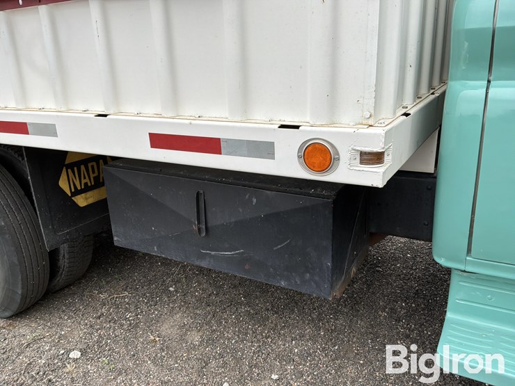 1964-chevrolet-c65-image-14