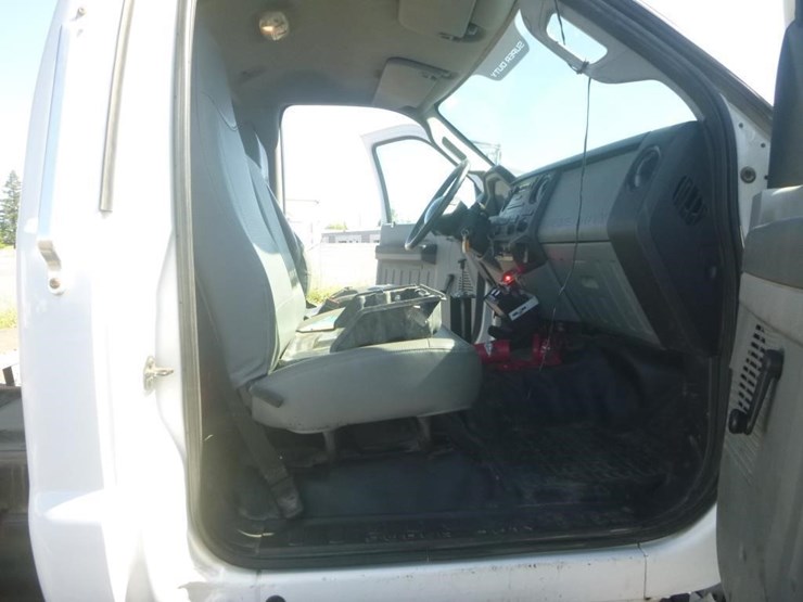 2015-ford-f750-image-15