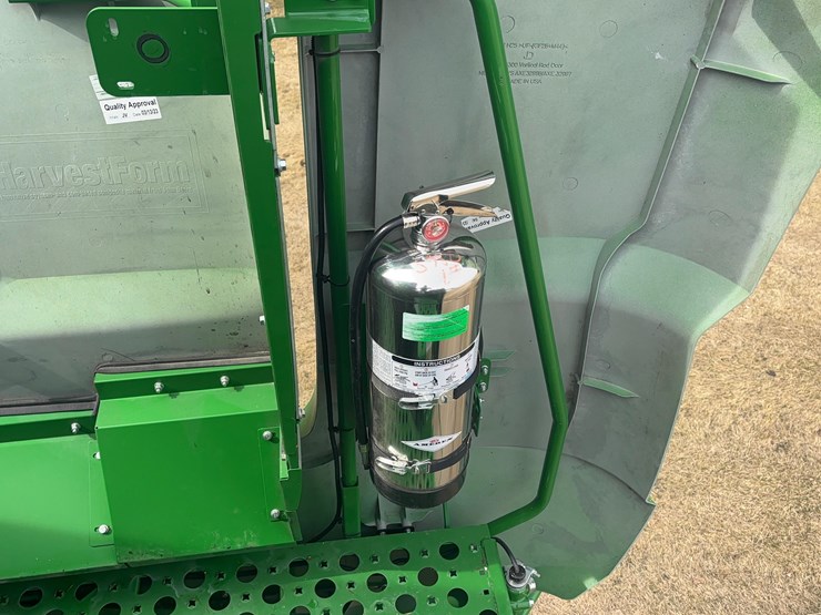 2023-john-deere-s780-image-36