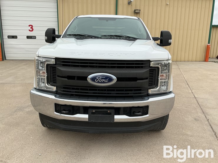 2017-ford-f250-xl-image-2