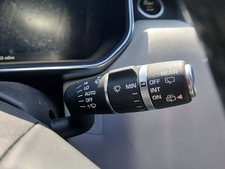 2016-land-rover-range-rover-image-50