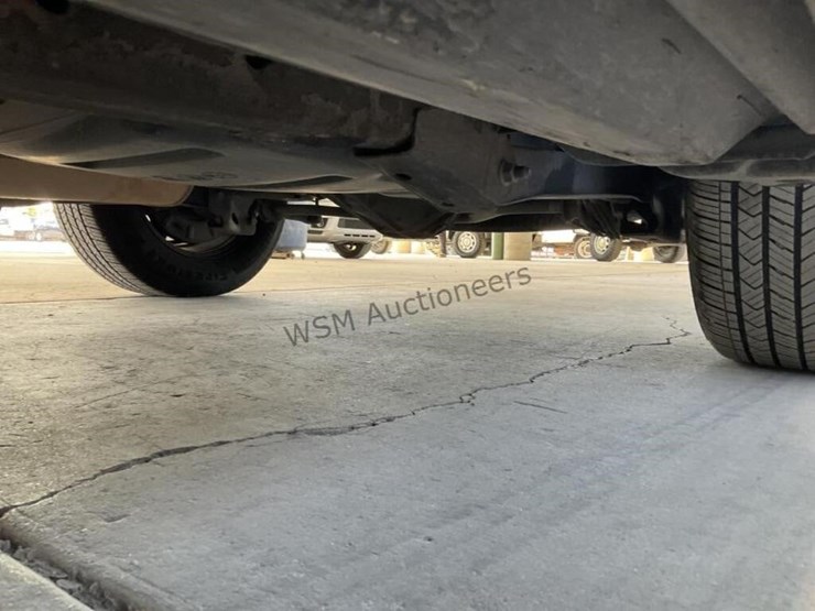 2019-chevrolet-tahoe-image-27