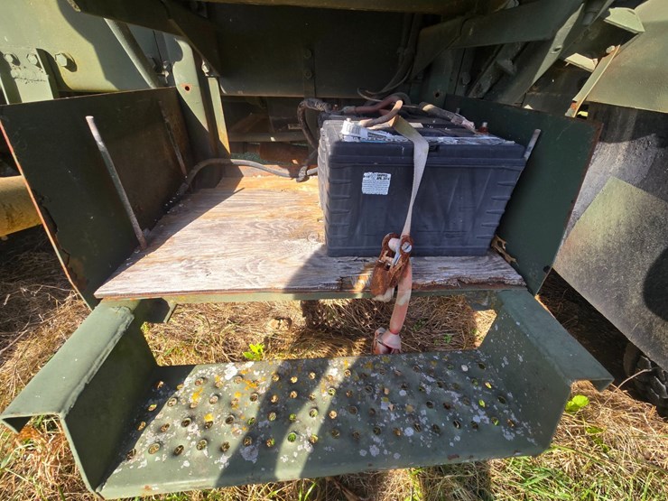 #23785-•-1979-am-general-dumptruck-(nonrunner)-image-79