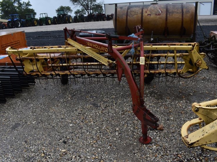 new-holland-260-image-1