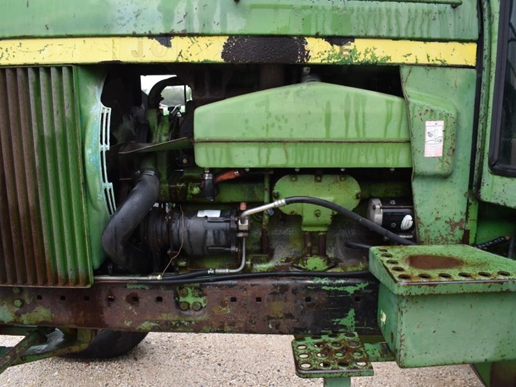 john-deere-4630-image-12