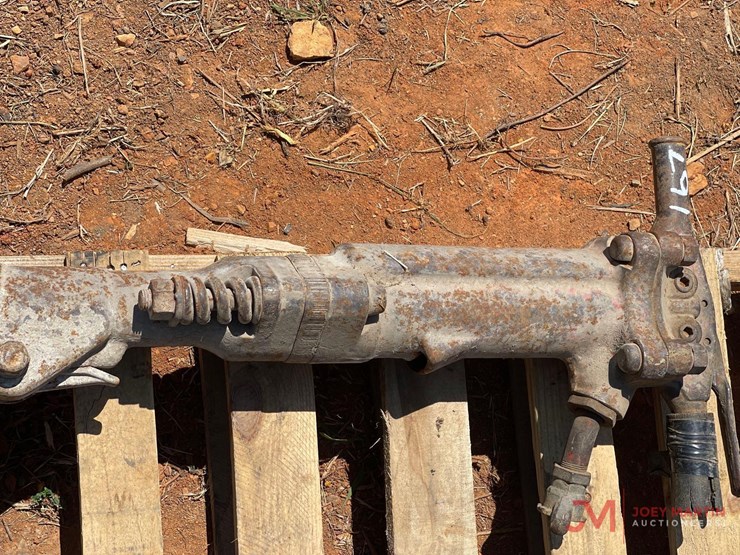 pneumatic-jack-hammer-image-1