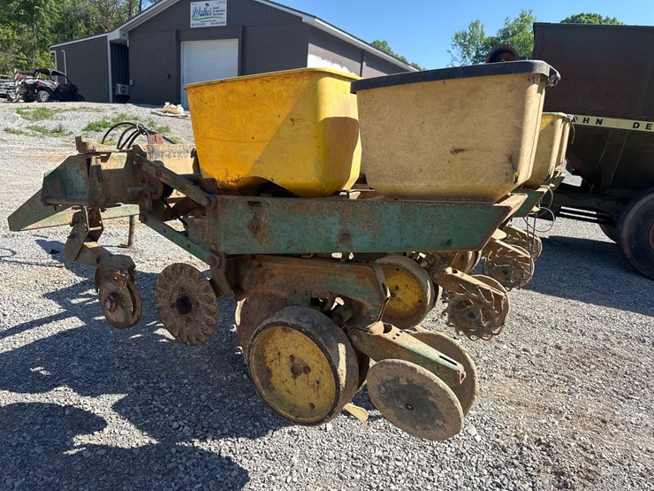 john-deere-7000-image-4