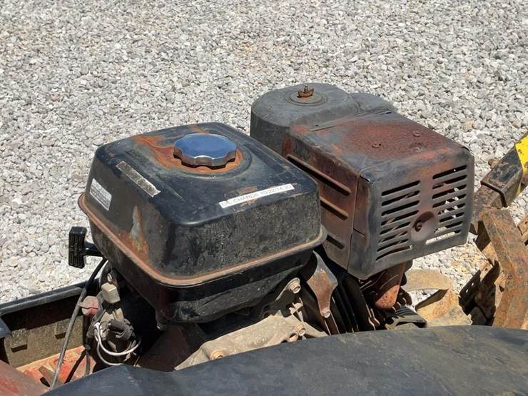 ditch-witch-rt20-image-16