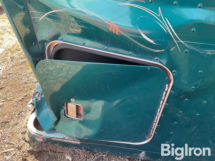 peterbilt-379-image-9